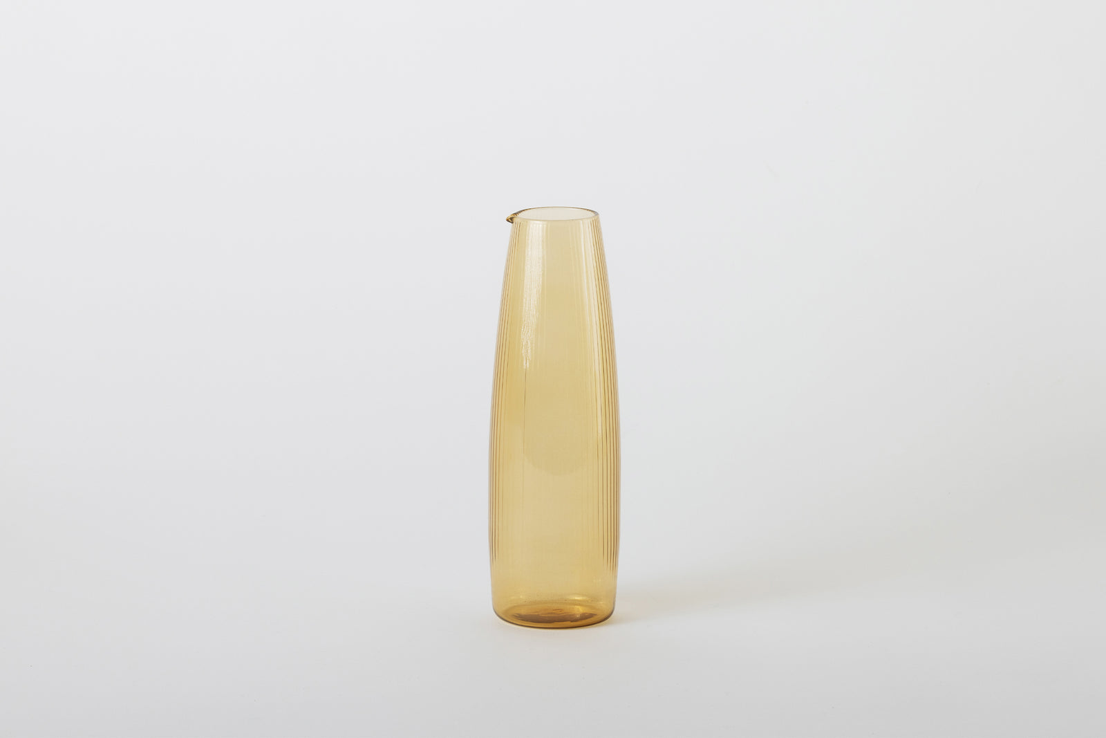 Luisa Carafe Sand